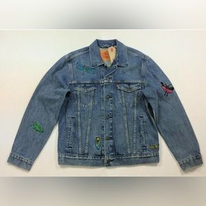 Levi’s Denim Embroidery Trucker Jacket